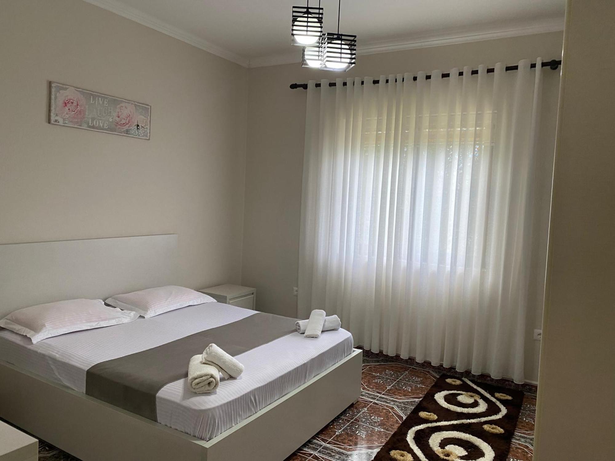 The Hideaway Guesthouse Bahçallëk Esterno foto